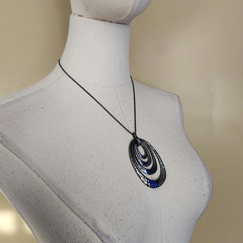 Silver Oval Pendant/Earrings Set - Picture 2 of 10